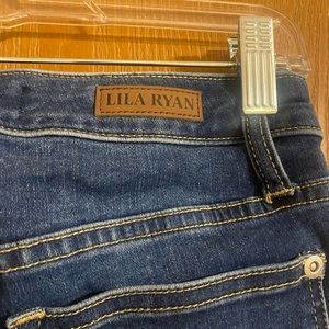 Lila Ryan mid-rise skinny jeans size 26